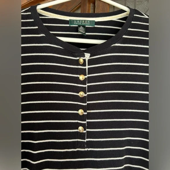 Lauren By Ralph Lauren Half
Button Down Black and White Top Size XL - Picture 3 of 9